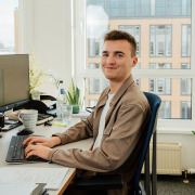 Portrait eines Steuer- und Prüfungsassistenten bei RAW-Partner