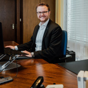 Portrait eines Steuerberaters bei RAW-Partner