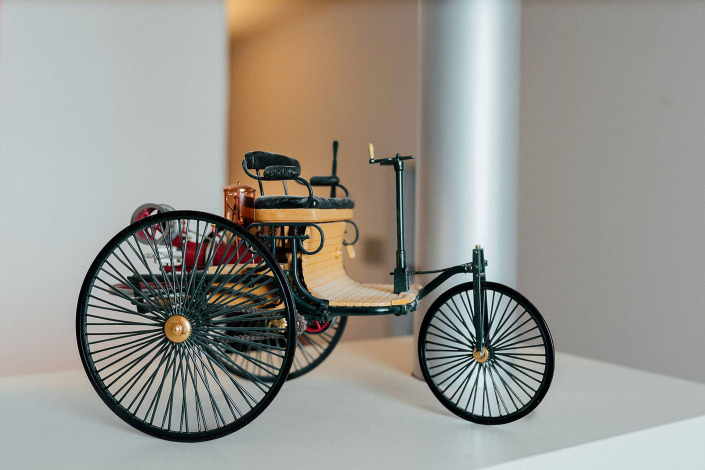 Altes Auto Modell bei RAW-Partner in München