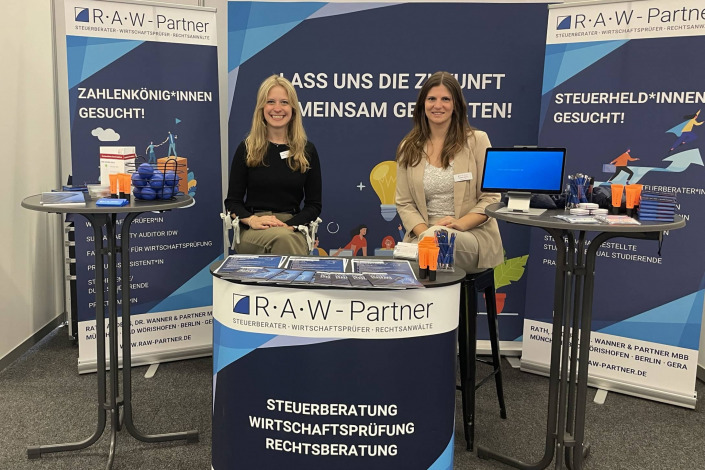 Marie-Claire Bergmann und Christin Sutera auf der SKB Landshut