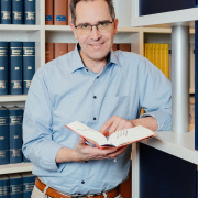 Das Portrait eines Steuerberaters für Erbschafts- und Schenkungssteuer in München bei RAW-Partner