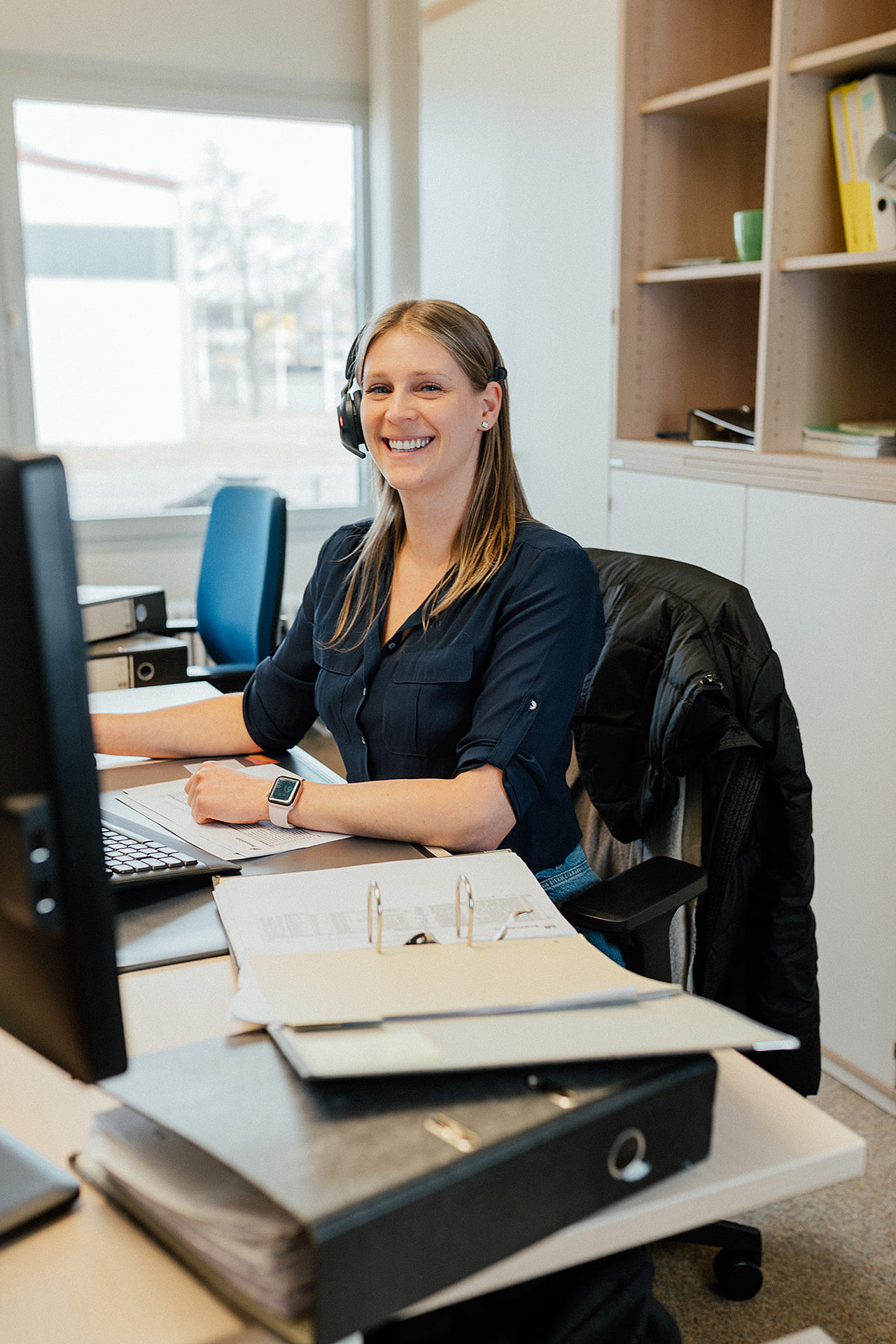 Portrait einer Steuerfachangestellten bei RAW-Partner