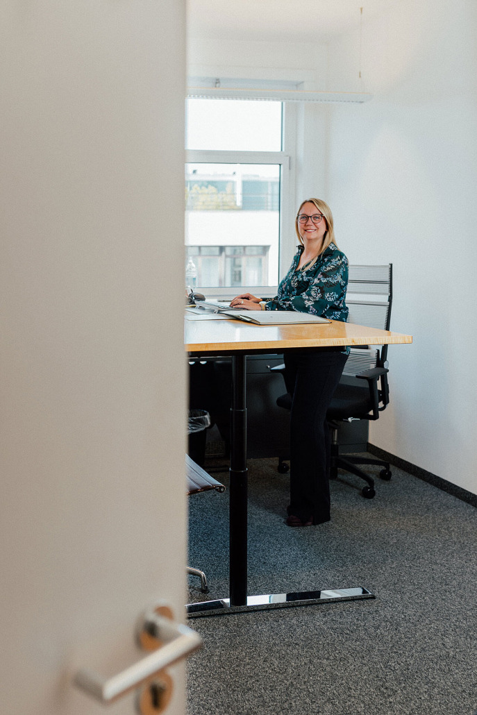 Arbeitsplatz einer Wirtschaftsprüferin bei RAW-Partner